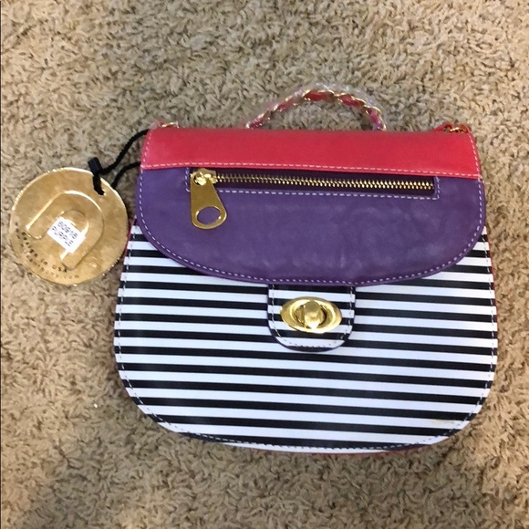 Lulus Handbags - Lulus purse